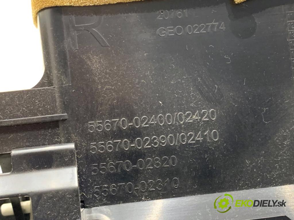 TOYOTA AURIS II Kombi 2017 73 kW 1.8 Hybrid (ZWE186_) 1798 mří topení přední část 55670-02400