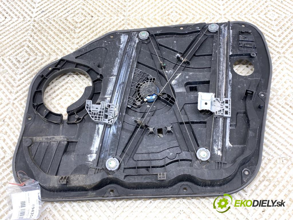 HYUNDAI TUCSON SUV 2015 85 kW 1.7 CRDi 1685 mechanismus okna levý přední část 82450-D7010 82470-D7880