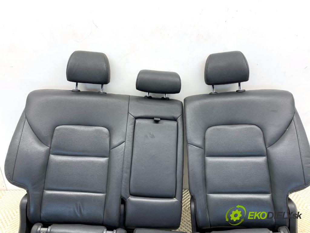 HYUNDAI TUCSON SUV 2015 85 kW 1.7 CRDi 1685 Sedadlo druhý rad