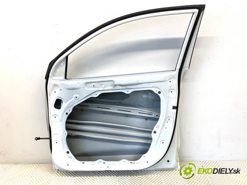 HYUNDAI TUCSON SUV 2015 85 kW 1.7 CRDi 1685 Dvere pravy predný PYW