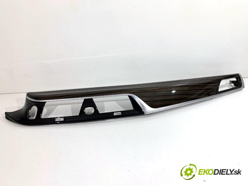 BMW G30 sedan 2020 140 kW 520 d xDrive 1995 lišty kryt 9378022 9370802 (Lišta)