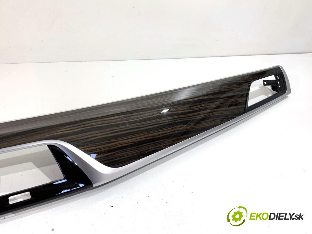 BMW G30 sedan 2020 140 kW 520 d xDrive 1995 lišty kryt 9378022 9370802 (Lišta)