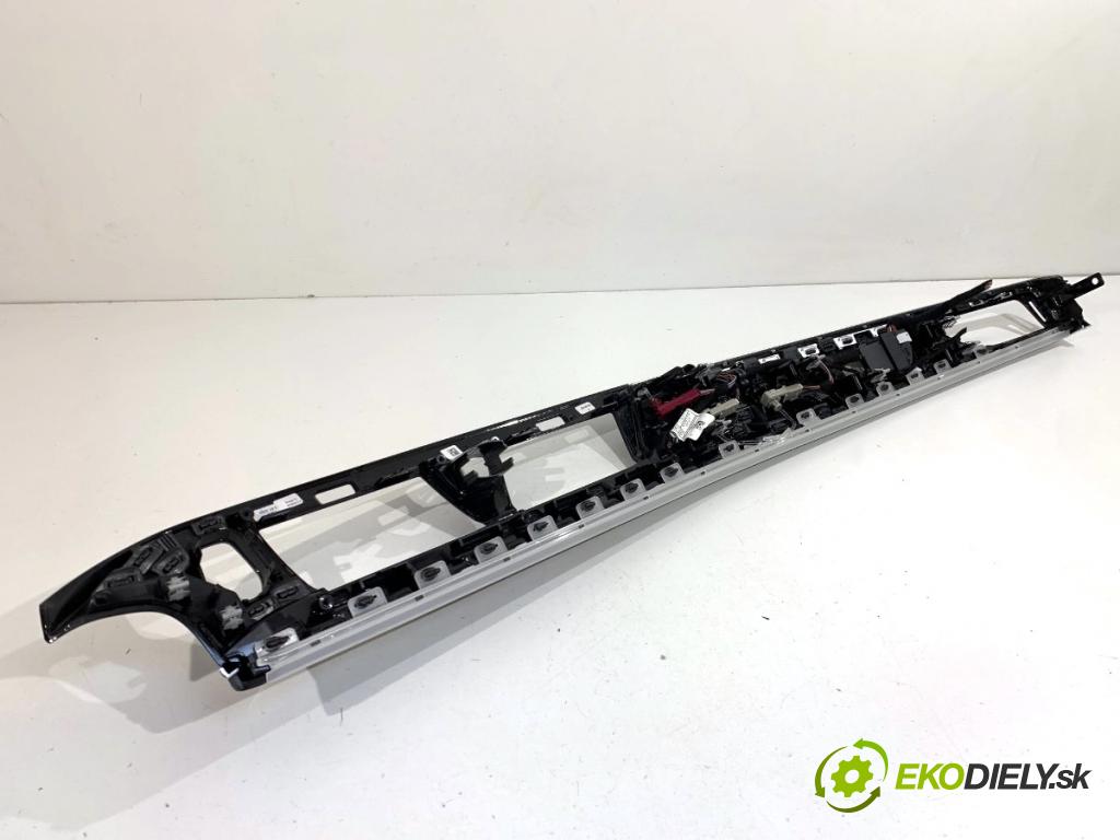 BMW G30 sedan 2020 140 kW 520 d xDrive 1995 lišty kryt 9378022 9370802 (Lišta)