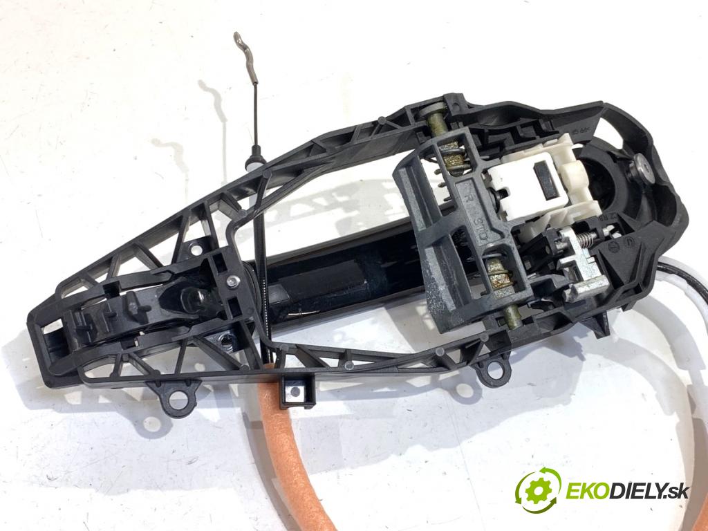 BMW G30 sedan 2020 140 kW 520 d xDrive 1995 Kľučka vonkajšia pravy predný 9881774