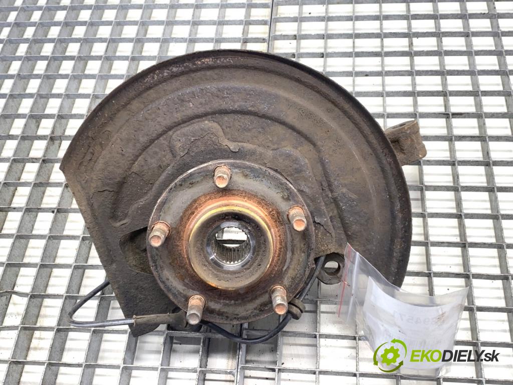 NISSAN QASHQAI J10 SUV 2011 104 kW 2.0 1997 náboj pravy predný 
