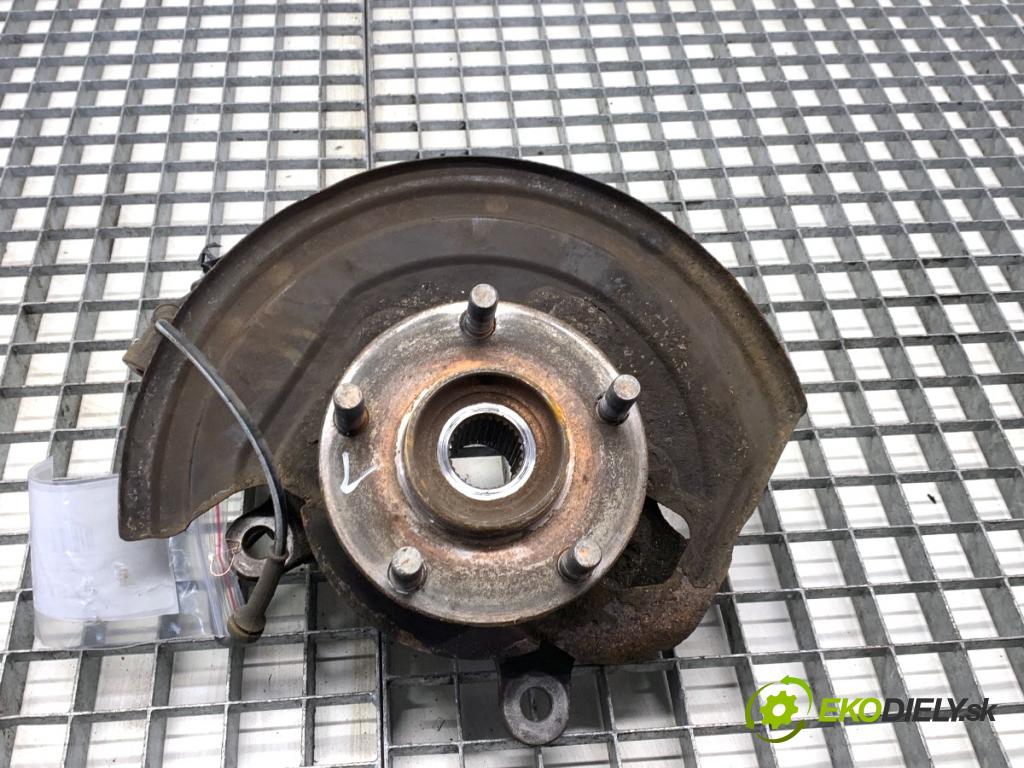 NISSAN QASHQAI J10 SUV 2011 104 kW 2.0 1997 náboj ľavy predný 