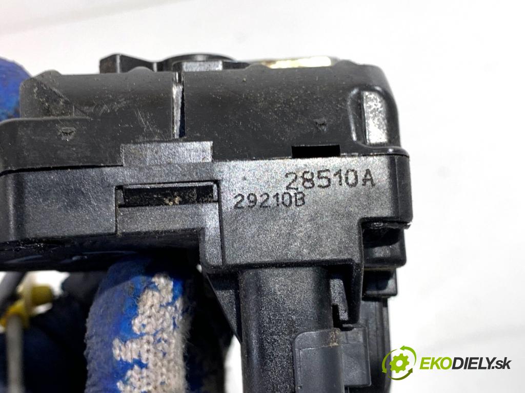 NISSAN QASHQAI J10 SUV 2011 104 kW 2.0 1997 zámok Dvere ľavy predný