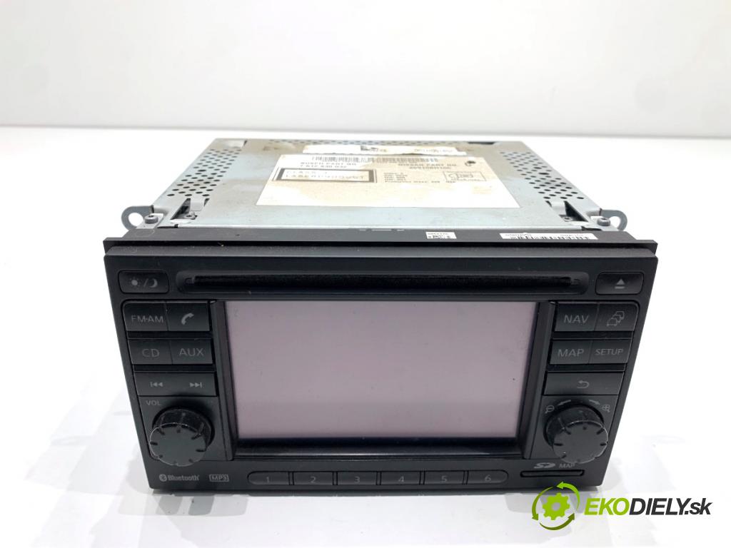 NISSAN QASHQAI J10 SUV 2011 104 kW 2.0 1997 RADIO 25915BH10C (Audio zařízení)