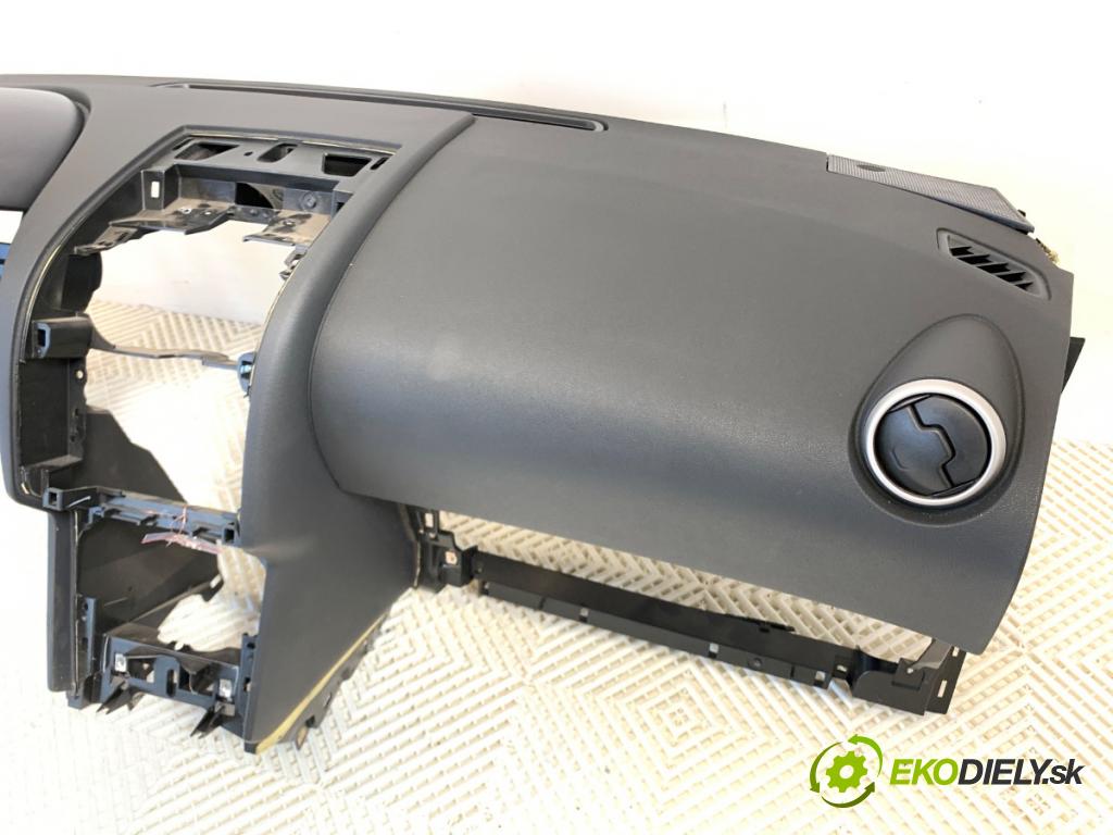 NISSAN QASHQAI J10 SUV 2011 104 kW 2.0 1997 Palubná doska VANKÚŠ: spolujazdca