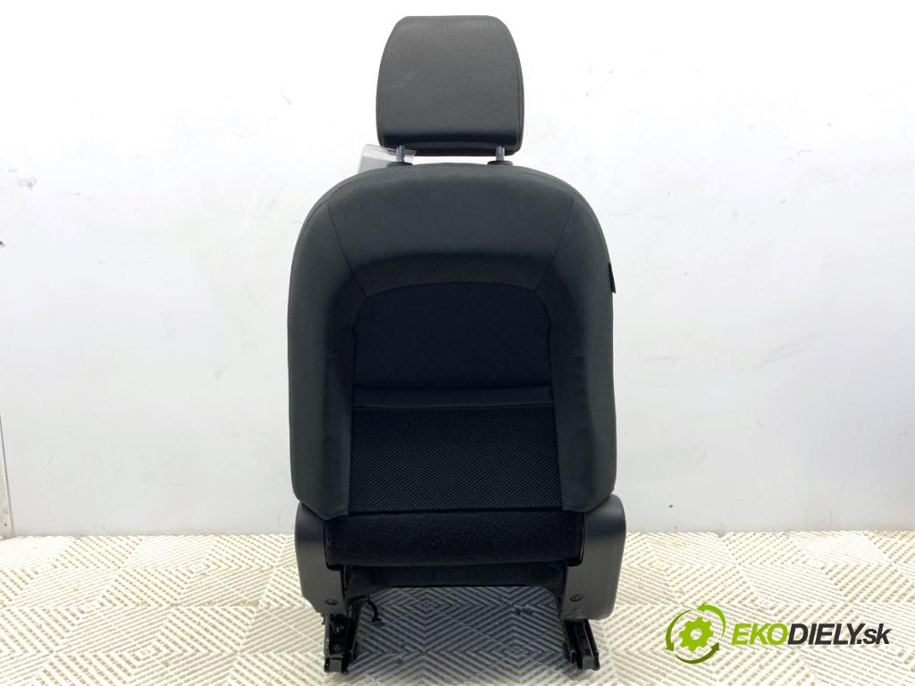 NISSAN QASHQAI J10 SUV 2011 104 kW 2.0 1997 Sedadlo pravy predný
