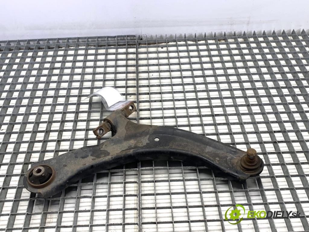NISSAN QASHQAI J10 SUV 2011 104 kW 2.0 1997 rameno pravý přední část 