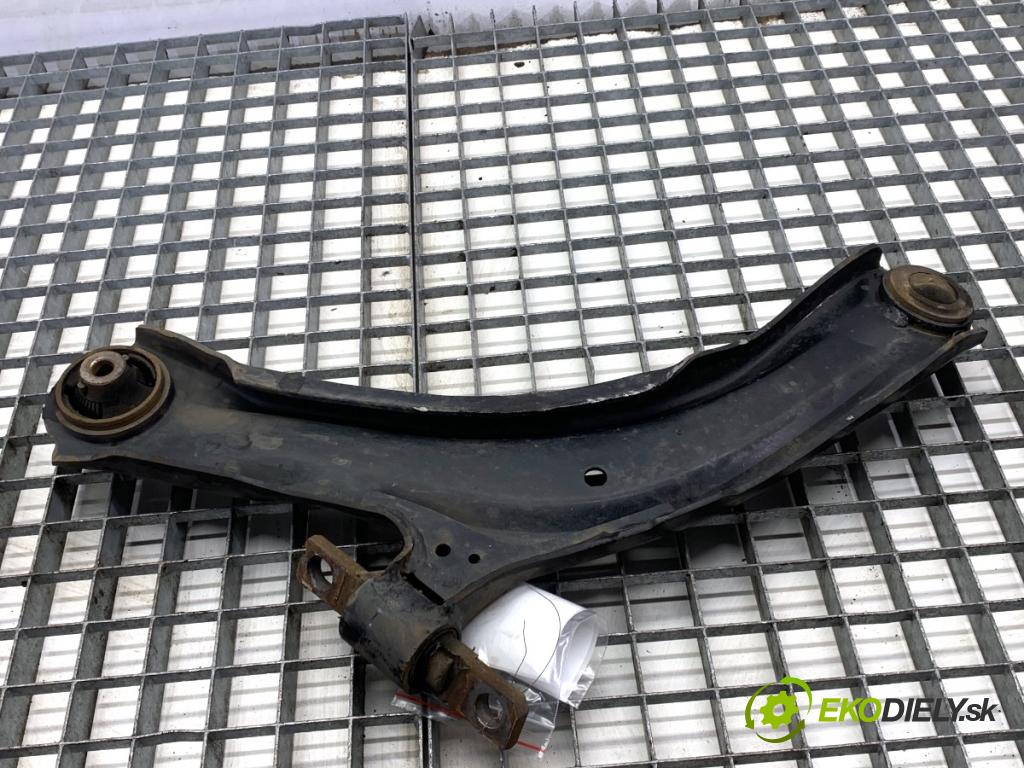 NISSAN QASHQAI J10 SUV 2011 104 kW 2.0 1997 rameno pravý přední část