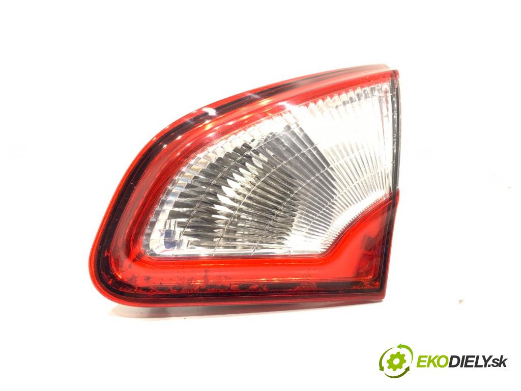 NISSAN QASHQAI J10 SUV 2011 104 kW 2.0 1997 Svetlo zad pravá vnútorná 89503209 (Kľučka dverí ostatné)