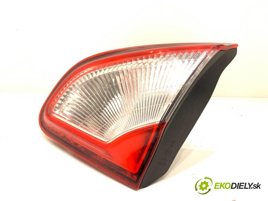 NISSAN QASHQAI J10 SUV 2011 104 kW 2.0 1997 Svetlo zad pravá vnútorná 89503209 (Kľučka dverí ostatné)