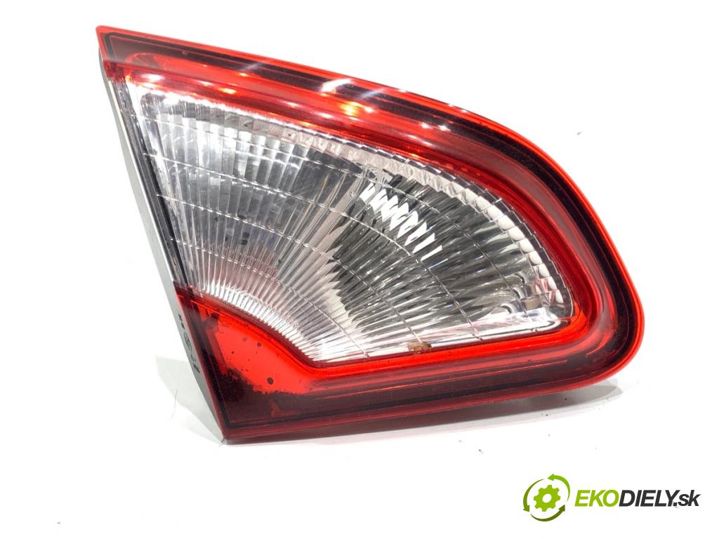 NISSAN QASHQAI J10 SUV 2011 104 kW 2.0 1997 světlo zadní část levá strana vnitřní 89503189 (Klika dveří ostatní)