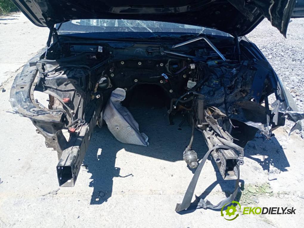 BMW G30 sedan 2020 140 kW 520 d xDrive 1995 karoséria ČTVRŤÁK: Blatník prah strecha PODŁUŻNICA