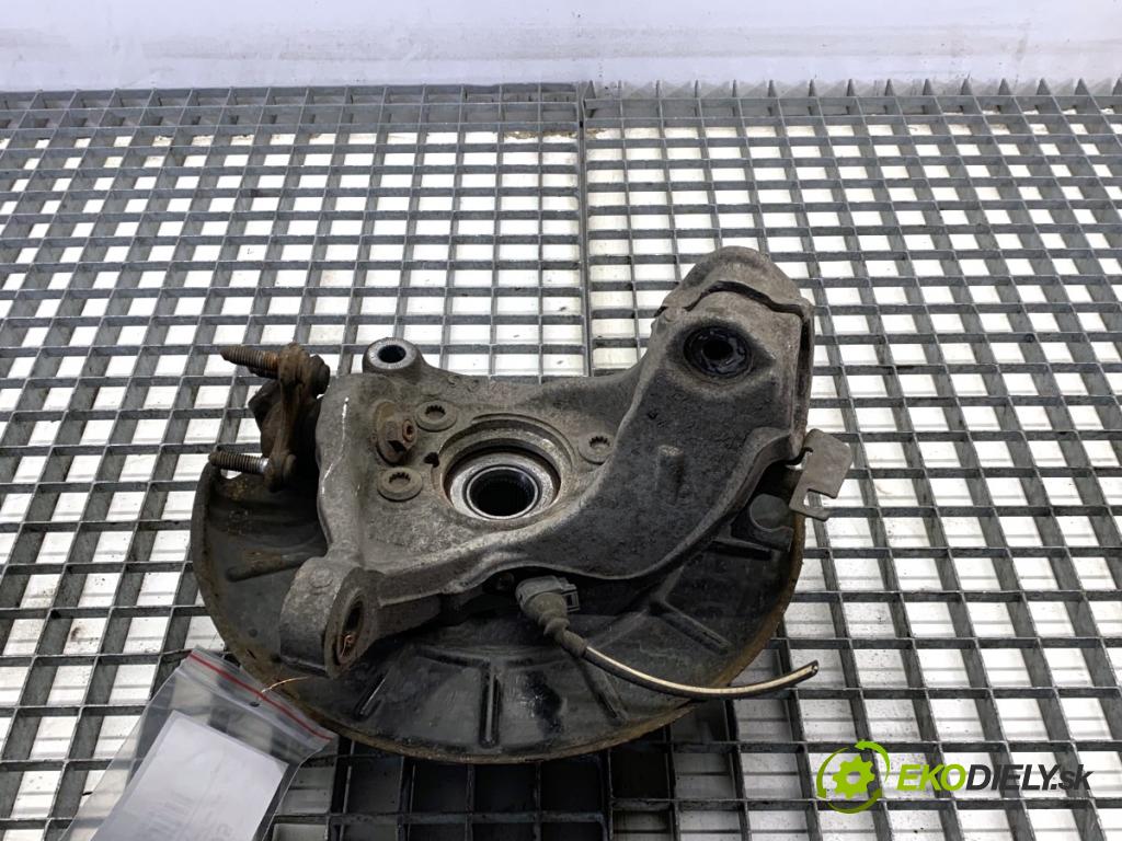 VW PASSAT CC B6 coupe 2011 103 kW 2.0 TDI 1968 náboj pravy predný