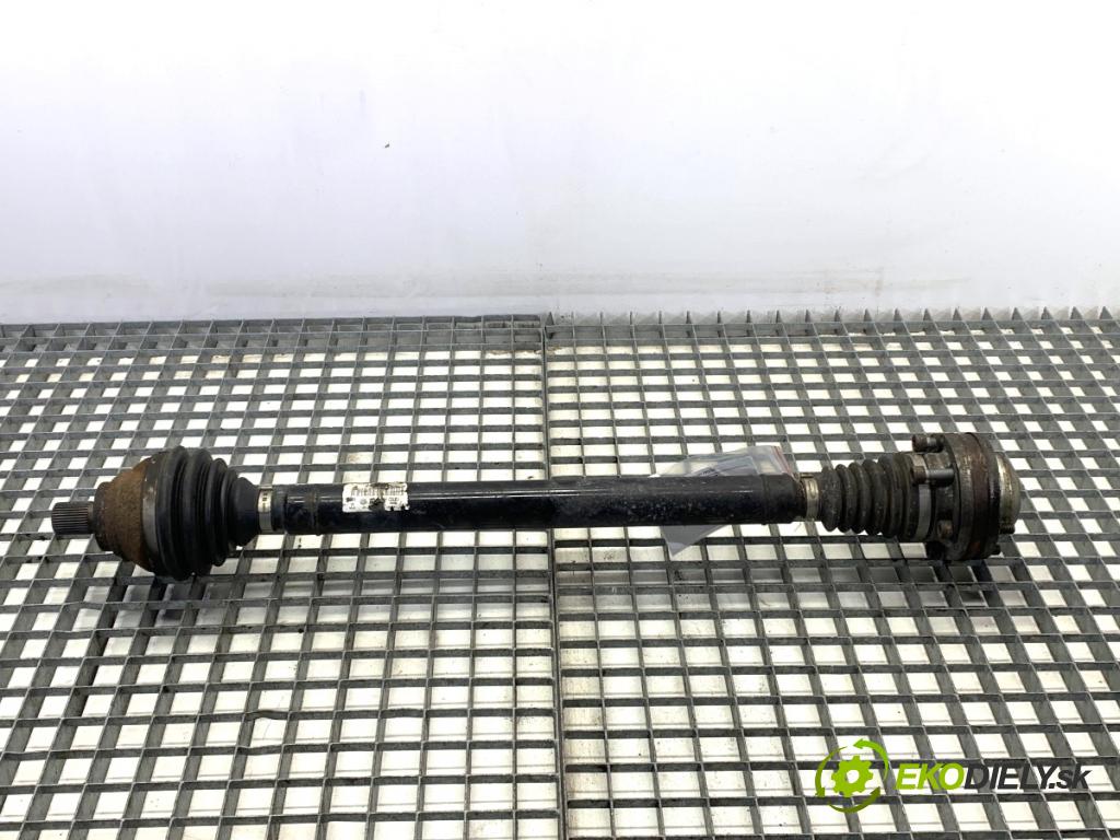 VW PASSAT CC B6 coupe 2011 103 kW 2.0 TDI 1968 poloos pravý přední část 