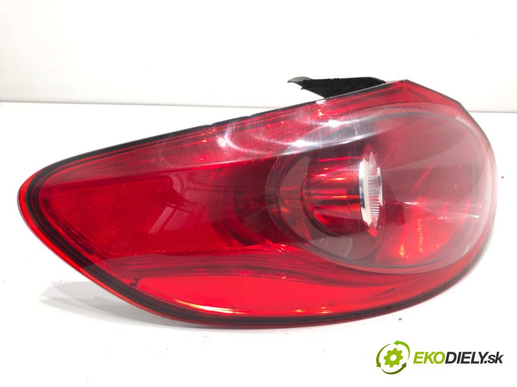 VW PASSAT CC B6 coupe 2011 103 kW 2.0 TDI 1968 Svetlo ľavy zad