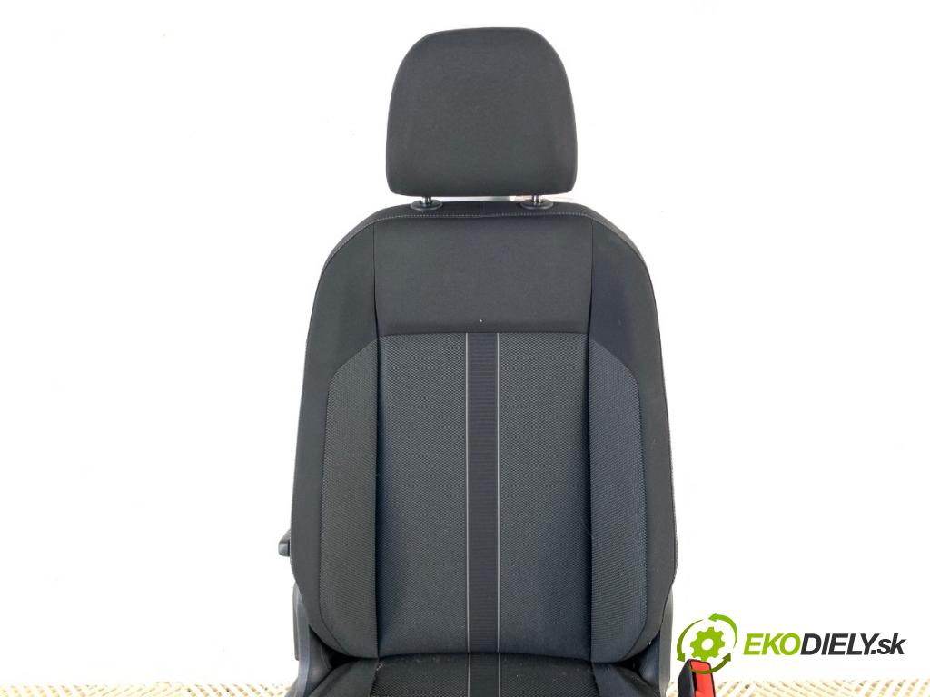 VW T-ROC SUV 2023 110 kW 1.5 TSI 1495 Sedadlo pravy predný