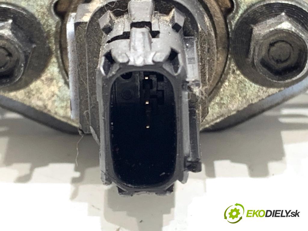 TOYOTA CAMRY sedan 2019 131 kW 2.5 Hybrid (AXVH71_) 2487 Lišta vstrekovacia INJEKCIA: 23250-25010