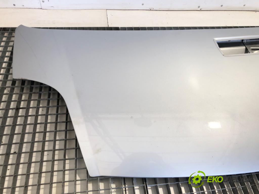 RENAULT TRAFIC II Autobus 2004 99 kW 2.5 dCi 135 (JL0D) 2463 kapota  (Kapota)