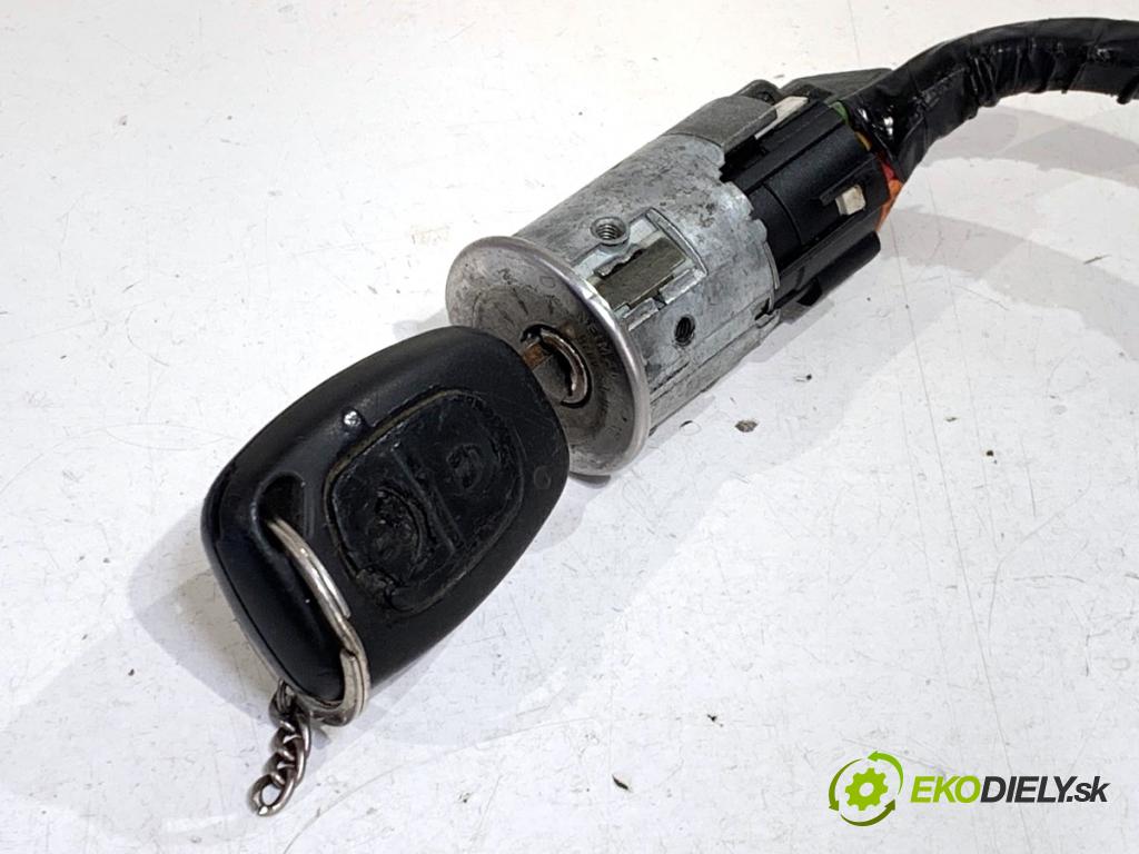 RENAULT TRAFIC II Autobus 2004 99 kW 2.5 dCi 135 (JL0D) 2463 spinačka  (Spínacia skrinka)