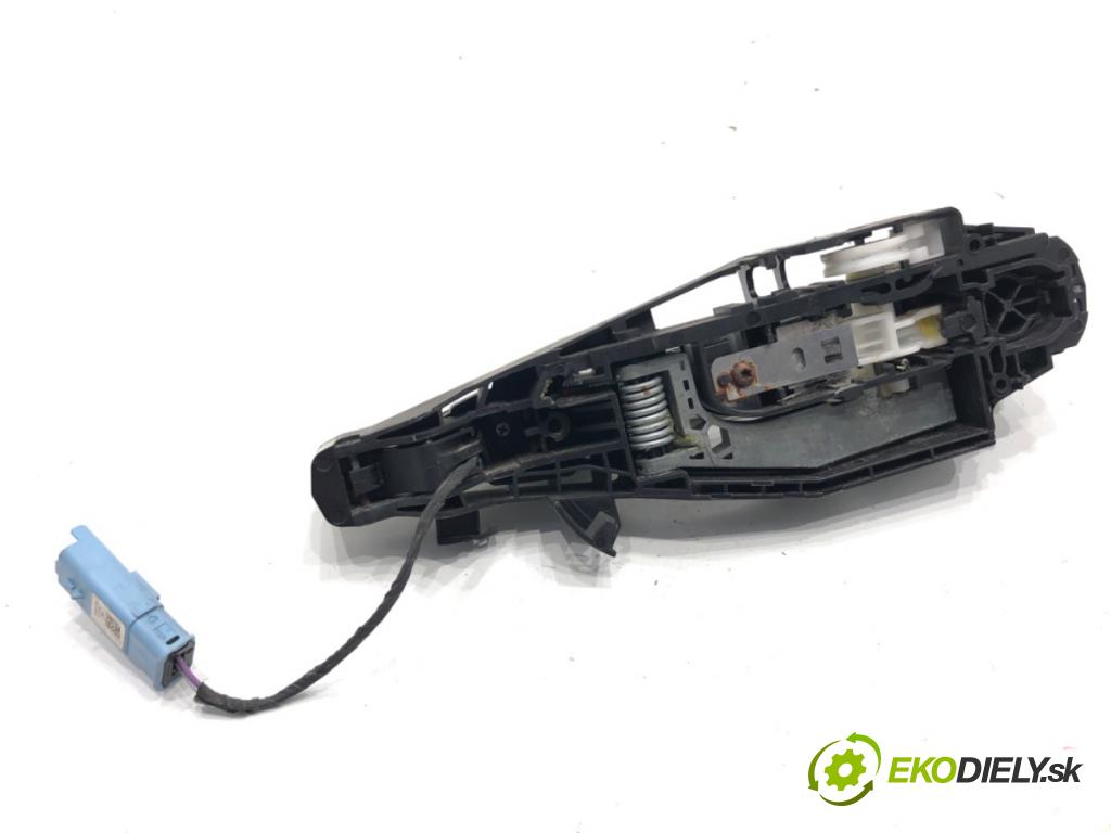 CITROEN DS5 liftback 2014 133 kW 2.0 BlueHDi 180 1997 klika vnejší pravý zadní část 9686433680