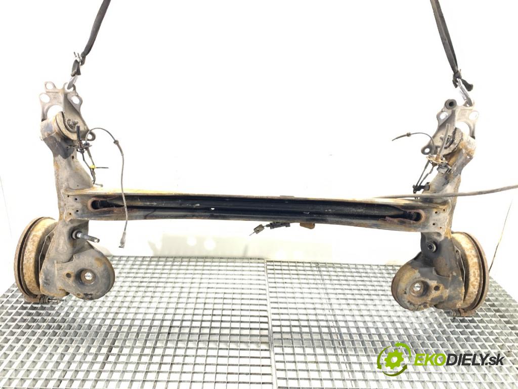 CITROEN DS5 liftback 2014 133 kW 2.0 BlueHDi 180 1997 výztuha zadní část