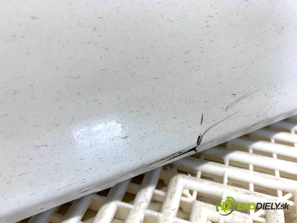 CITROEN DS5 liftback 2014 133 kW 2.0 BlueHDi 180 1997 Lišta prahová pravy 9687121580