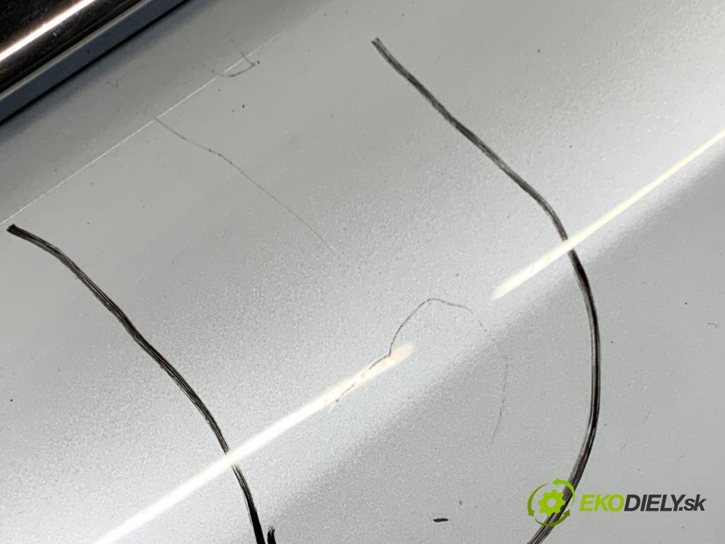 CITROEN DS5 liftback 2014 133 kW 2.0 BlueHDi 180 1997 Blatník ľavy predný KWE:
