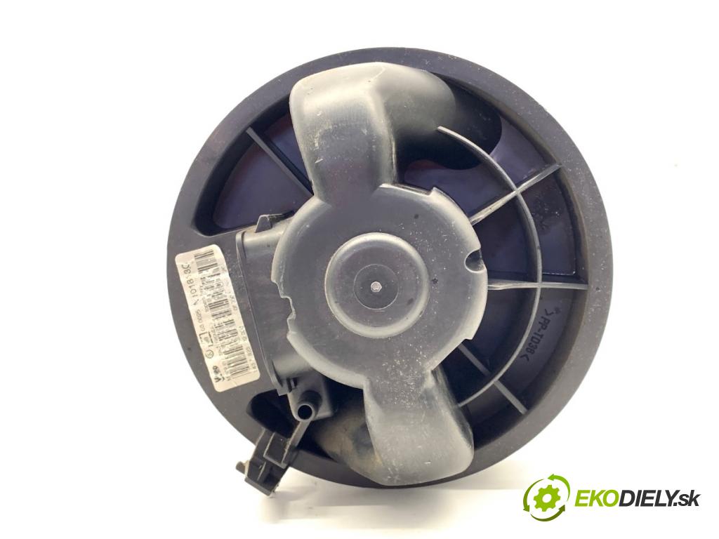 PEUGEOT 107 liftback 2008 50 kW 1.0 998 ventilátor kúrenia N101813C