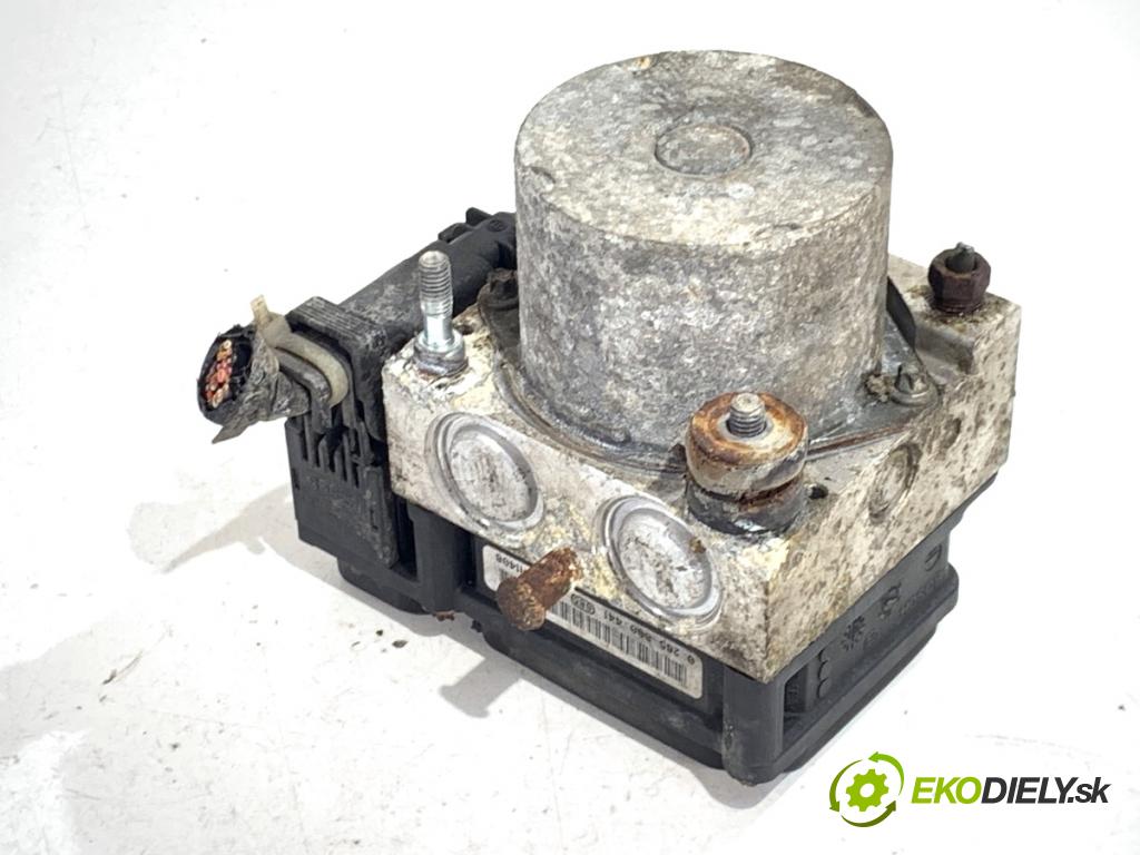 PEUGEOT 107 liftback 2008 50 kW 1.0 998 pumpa ABS 0265800441 (Pumpa ABS)