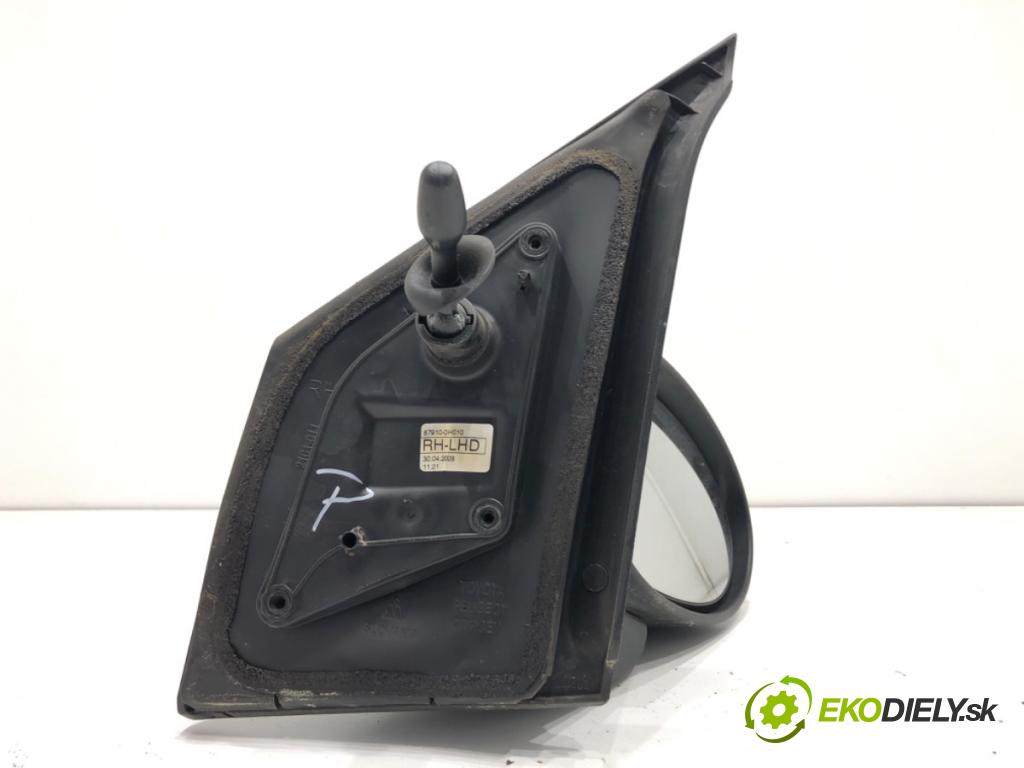 PEUGEOT 107 liftback 2008 50 kW 1.0 998 zpětné zrcátko pravý