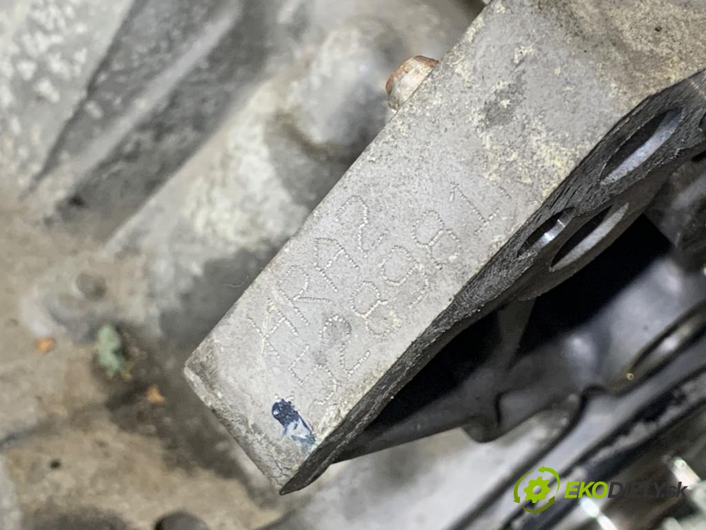 NISSAN JUKE F15 SUV 2017 85 kW 1.2 DIG-T 1197 Motor HRA2 (Motor)