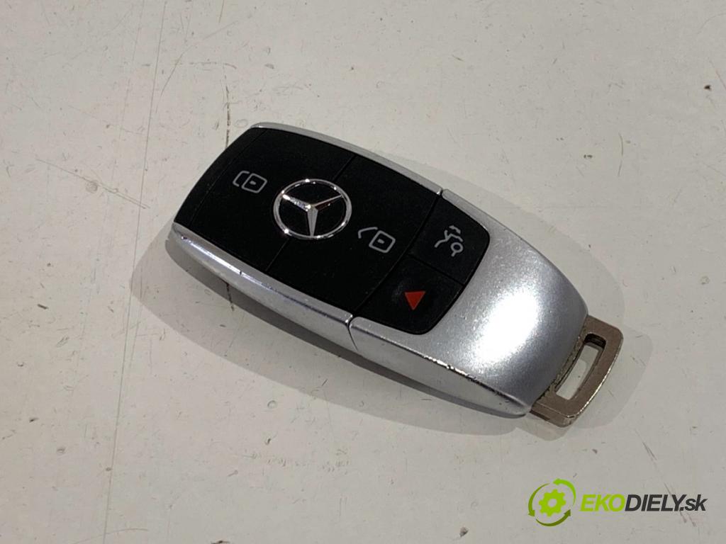MERCEDES-BENZ GLE SUV 2020 270 kW GLE 450 EQ Boost 4-matic (167.157) 2498 klíč A1779052203