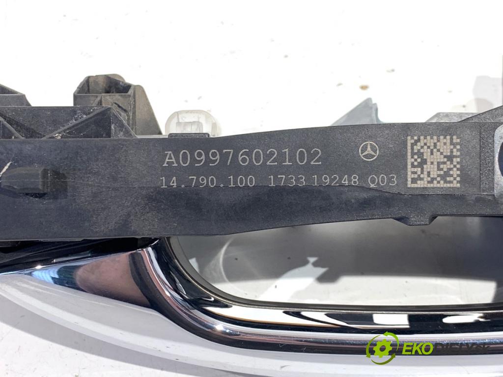 MERCEDES-BENZ GLE SUV 2020 270 kW GLE 450 EQ Boost 4-matic (167.157) 2498 Kľučka vonkajšia ľavy zad A0997602102