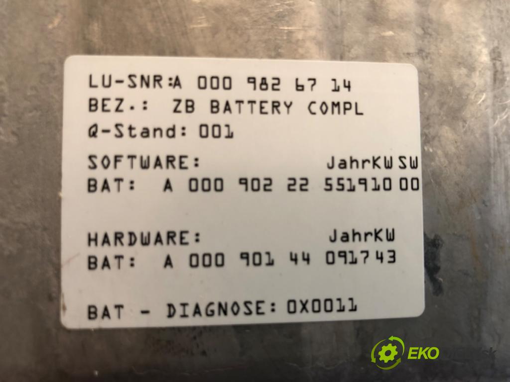 MERCEDES-BENZ GLE SUV 2020 270 kW GLE 450 EQ Boost 4-matic (167.157) 2498 BATERIA HYBRYDA AKUMULATOR: A0009826714