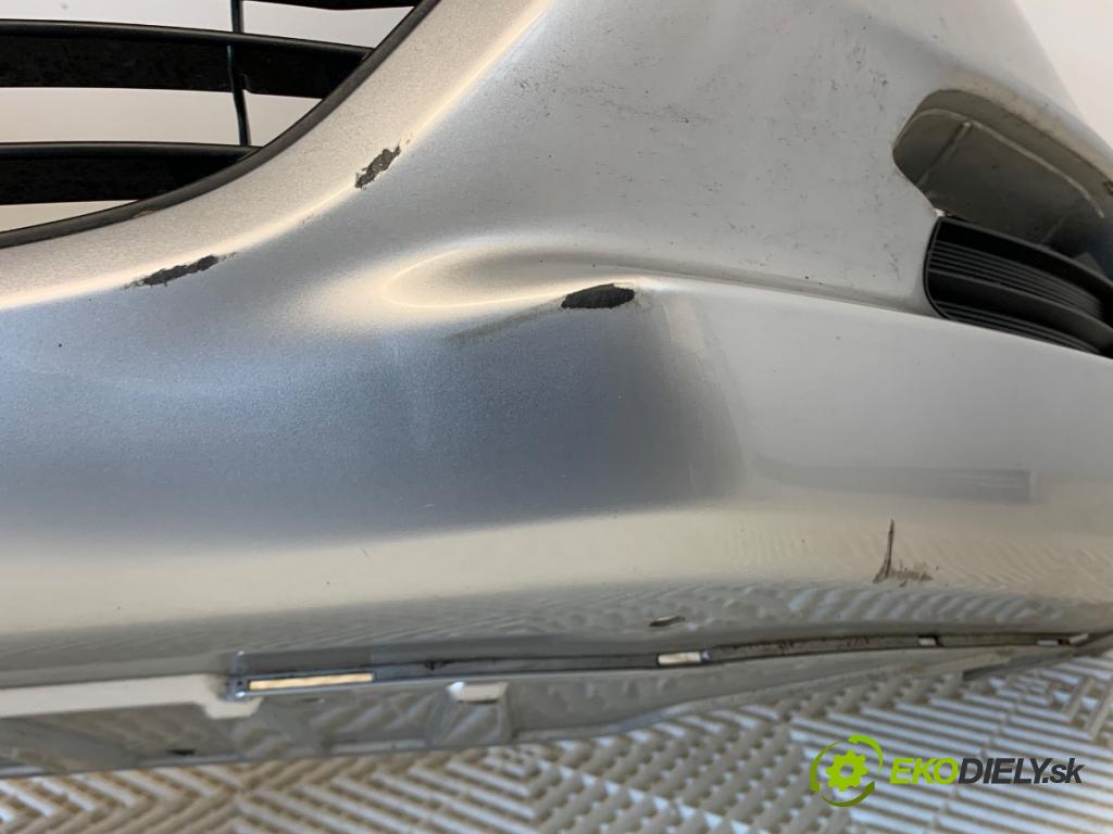 HONDA INSIGHT liftback 2009 73 kW 1.3 IMA (ZE2) 1339 nárazník přední část  (Klika dveří ostatní)