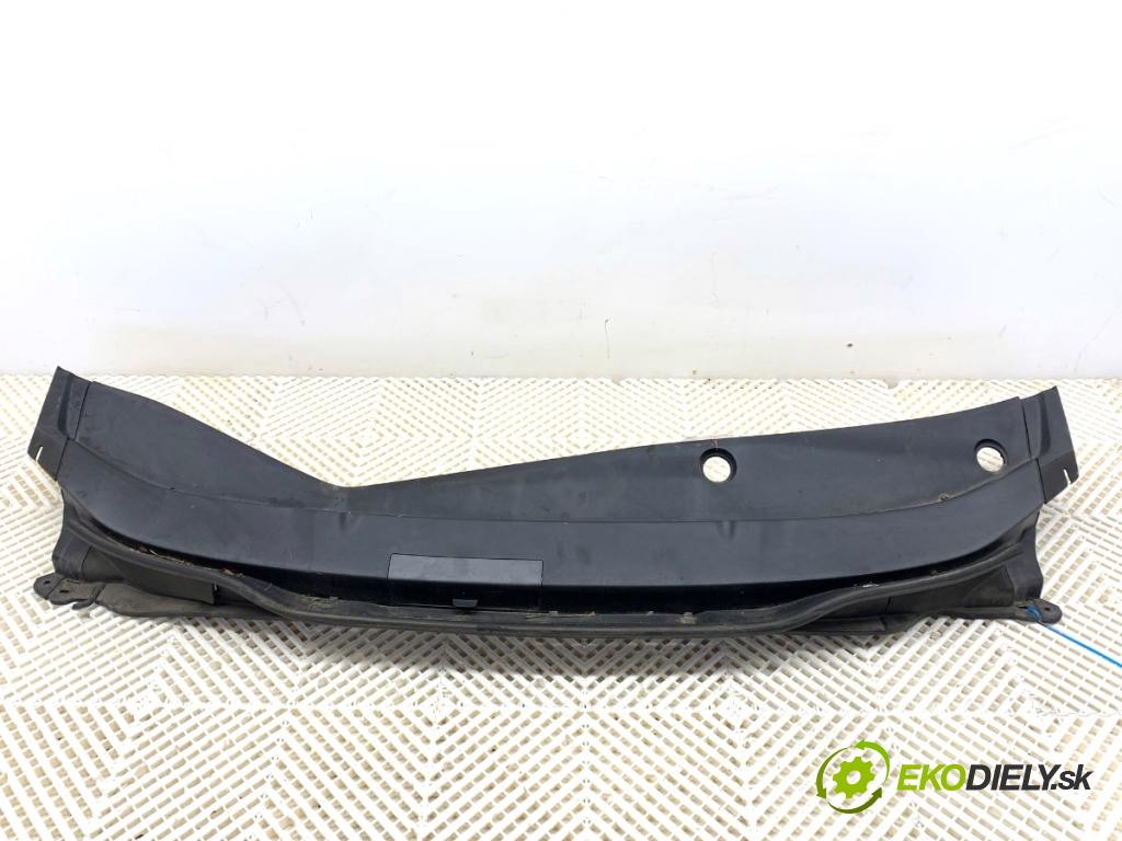 HONDA INSIGHT liftback 2009 73 kW 1.3 IMA (ZE2) 1339 Torpédo, plast pod čelné okno 74200-TM8-A002-50 (Torpédo (plast pod čelným sklom))