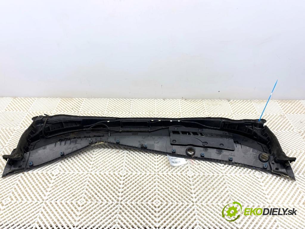 HONDA INSIGHT liftback 2009 73 kW 1.3 IMA (ZE2) 1339 Torpédo, plast pod čelné okno 74200-TM8-A002-50 (Torpédo (plast pod čelným sklom))