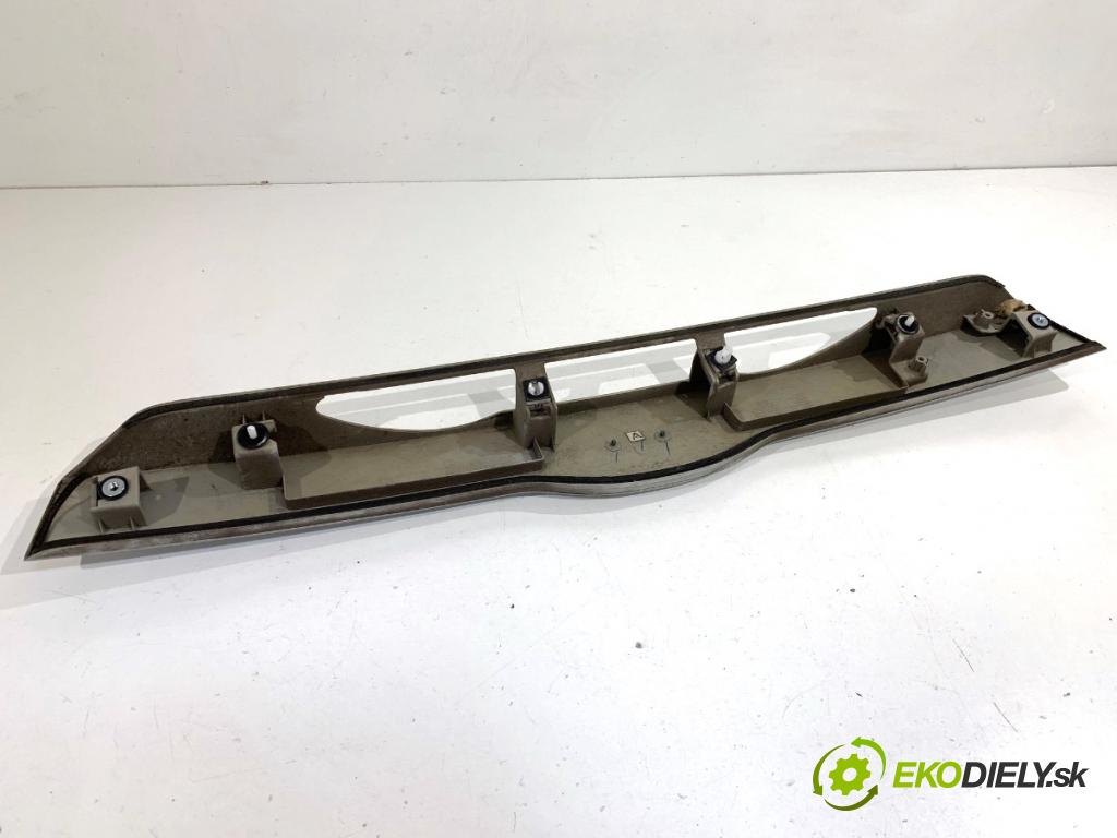 HONDA INSIGHT liftback 2009 73 kW 1.3 IMA (ZE2) 1339 zadní část - čelo dveří zadní část 74890-TM8
