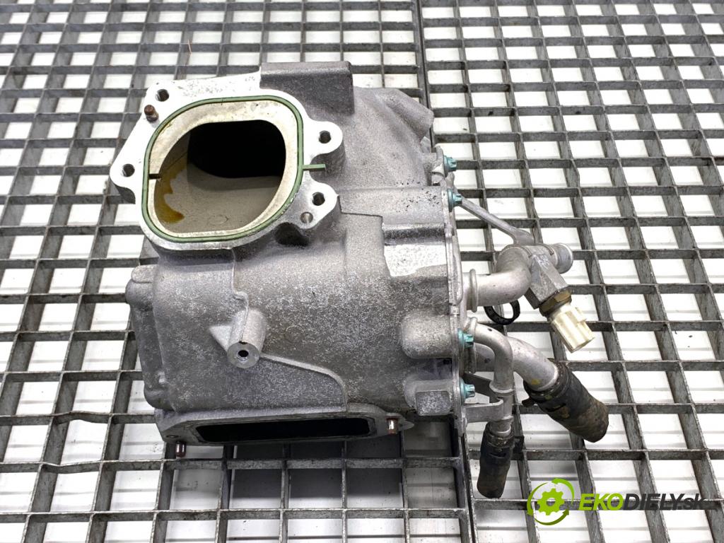 MAZDA 3 BP liftback 2019 132 kW SKYACTIV-X M Hybrid (BP2H) 1998 intercooler chladič paliva HF01-13565C