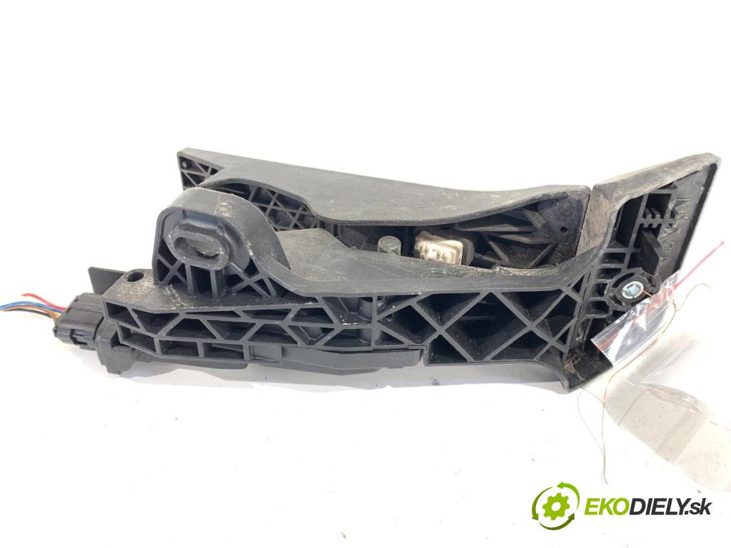 HYUNDAI TUCSON SUV 2015 85 kW 1.7 CRDi 1685 Potenciometer plynu (Potenciometer plynového pedálu)