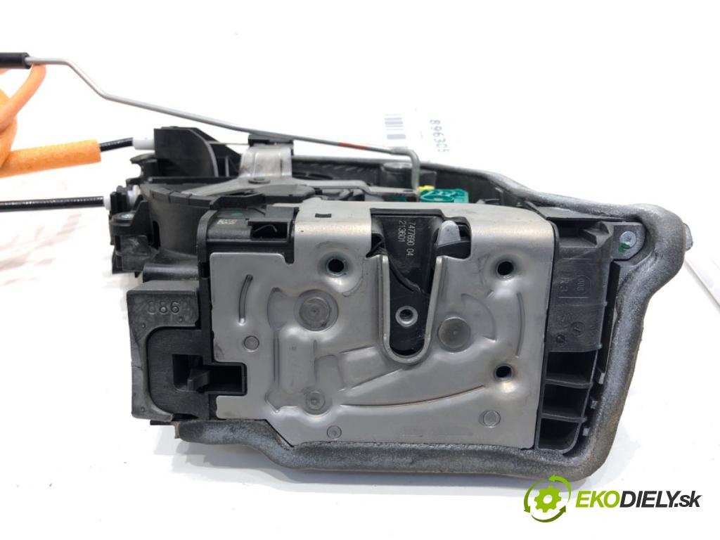 BMW G31 Kombi 2021 135 kW 530 e Plug-in-Hybrid xDrive 1998 zámok Dvere pravy zad 7477690
