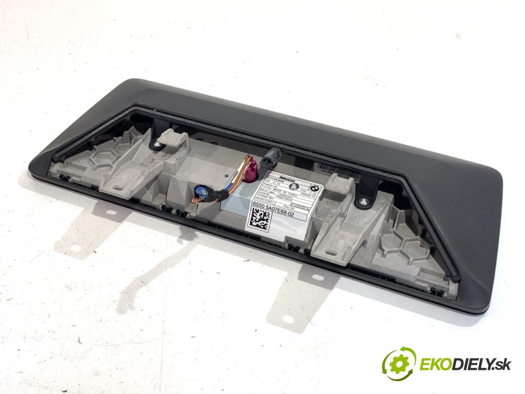 BMW G31 Kombi 2021 135 kW 530 e Plug-in-Hybrid xDrive 1998 Dislpej 5A07E68 (Prístrojová doska)