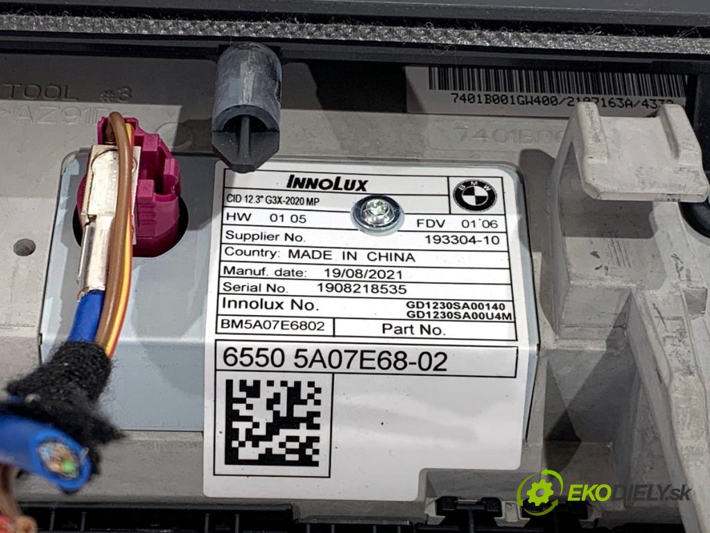 BMW G31 Kombi 2021 135 kW 530 e Plug-in-Hybrid xDrive 1998 Displej 5A07E68 (Přístrojová deska)