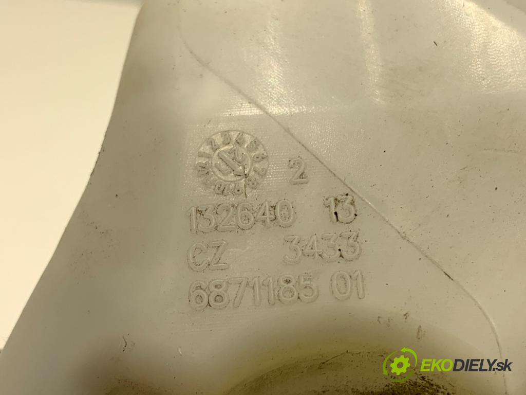 BMW G31 Kombi 2021 135 kW 530 e Plug-in-Hybrid xDrive 1998 posilovač bŕzd 6861215