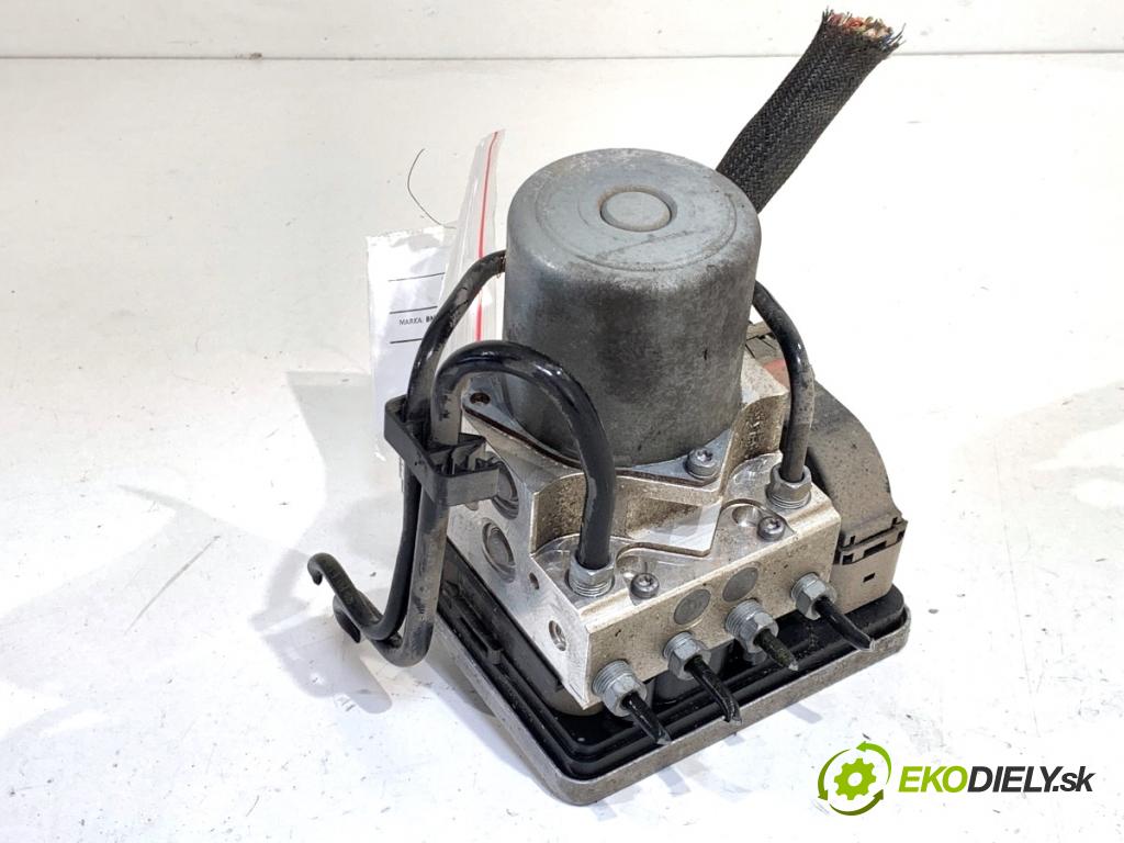 BMW G31 Kombi 2021 135 kW 530 e Plug-in-Hybrid xDrive 1998 pumpa ABS 5A35860 (Pumpa ABS)