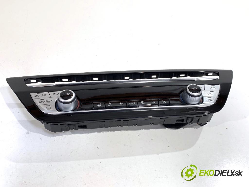 BMW G31 Kombi 2021 135 kW 530 e Plug-in-Hybrid xDrive 1998 Panel ovládania kúrenia 5A48077 (Prepínacie páčky pod volantom)